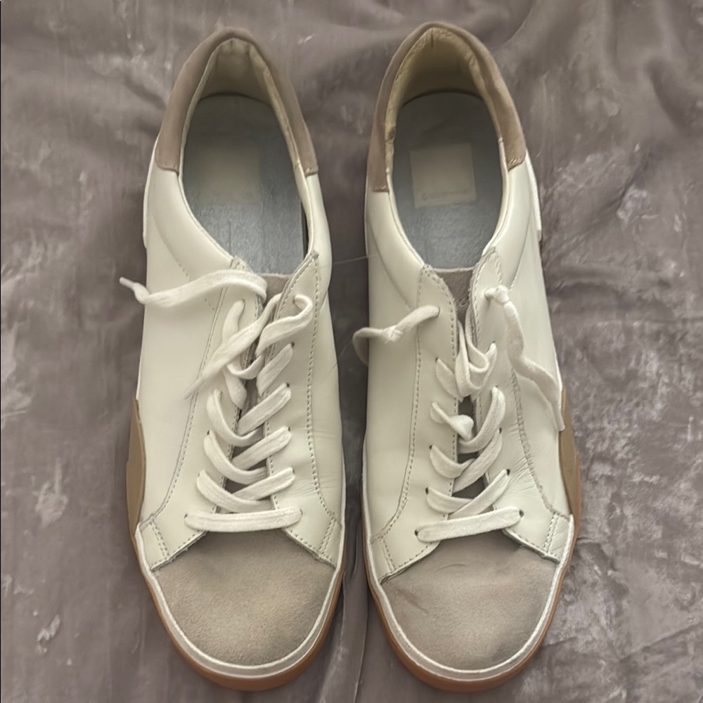 DOLCE VITA cream/tan/copper gold sneakers